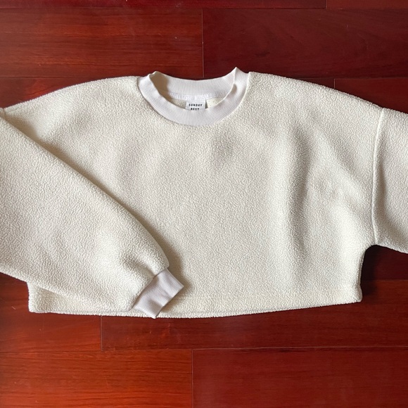 Aritzia Lupa cropped sherpa sweater - Picture 3 of 4